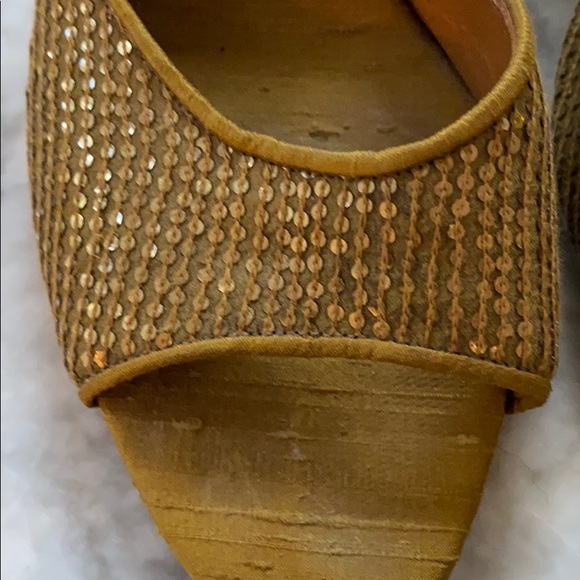 Olivia Rose Tal Gold/Green Wedge Sandals Sz 7 - Picture 6 of 7